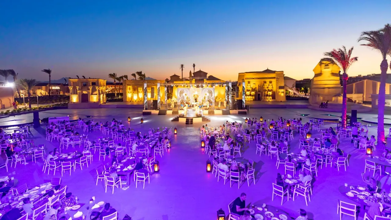 الفندق الباتروس ووتر فالي ريزورت نيفير لاند - الغردقة